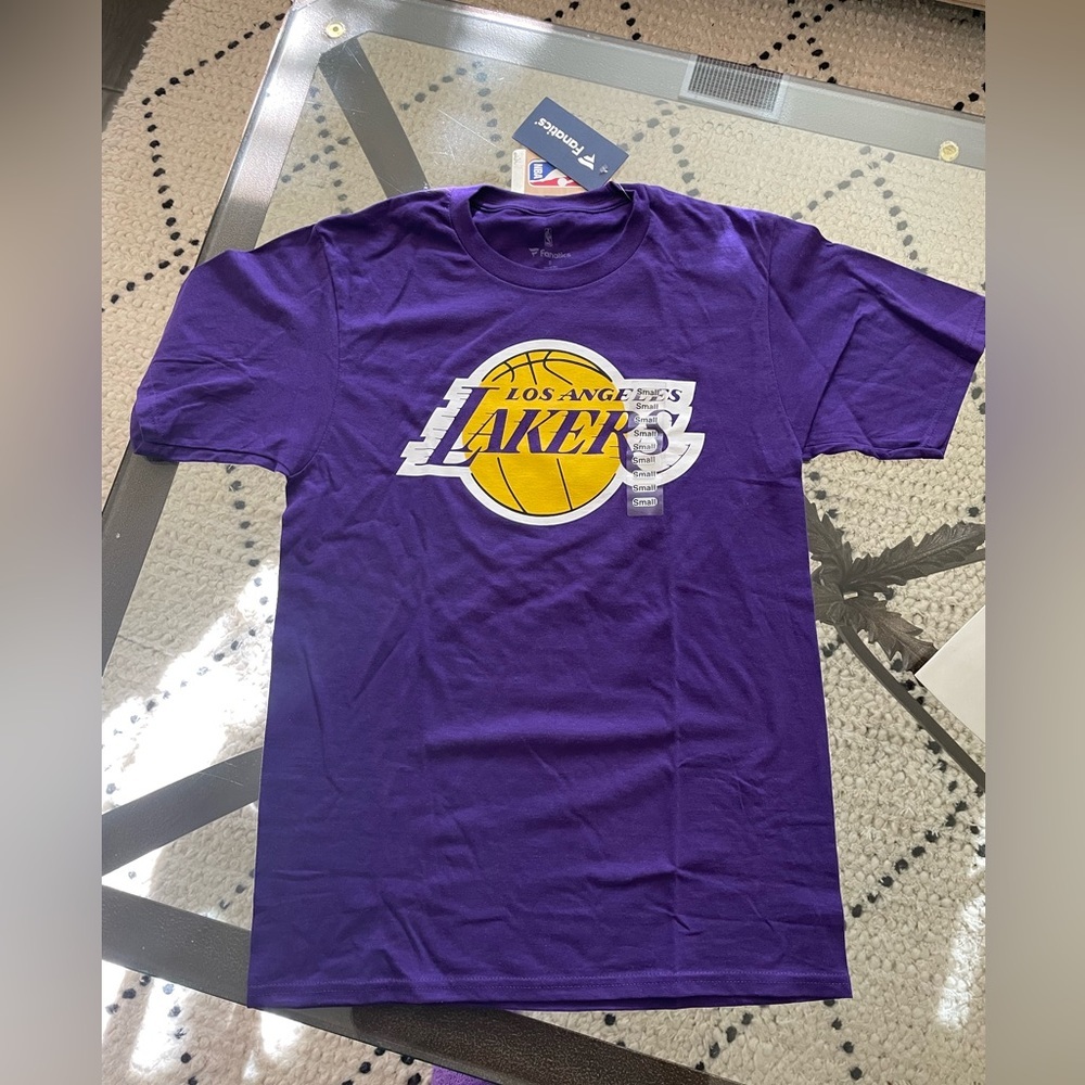 NWT Los Angeles Lakers Fanatics Tshirt